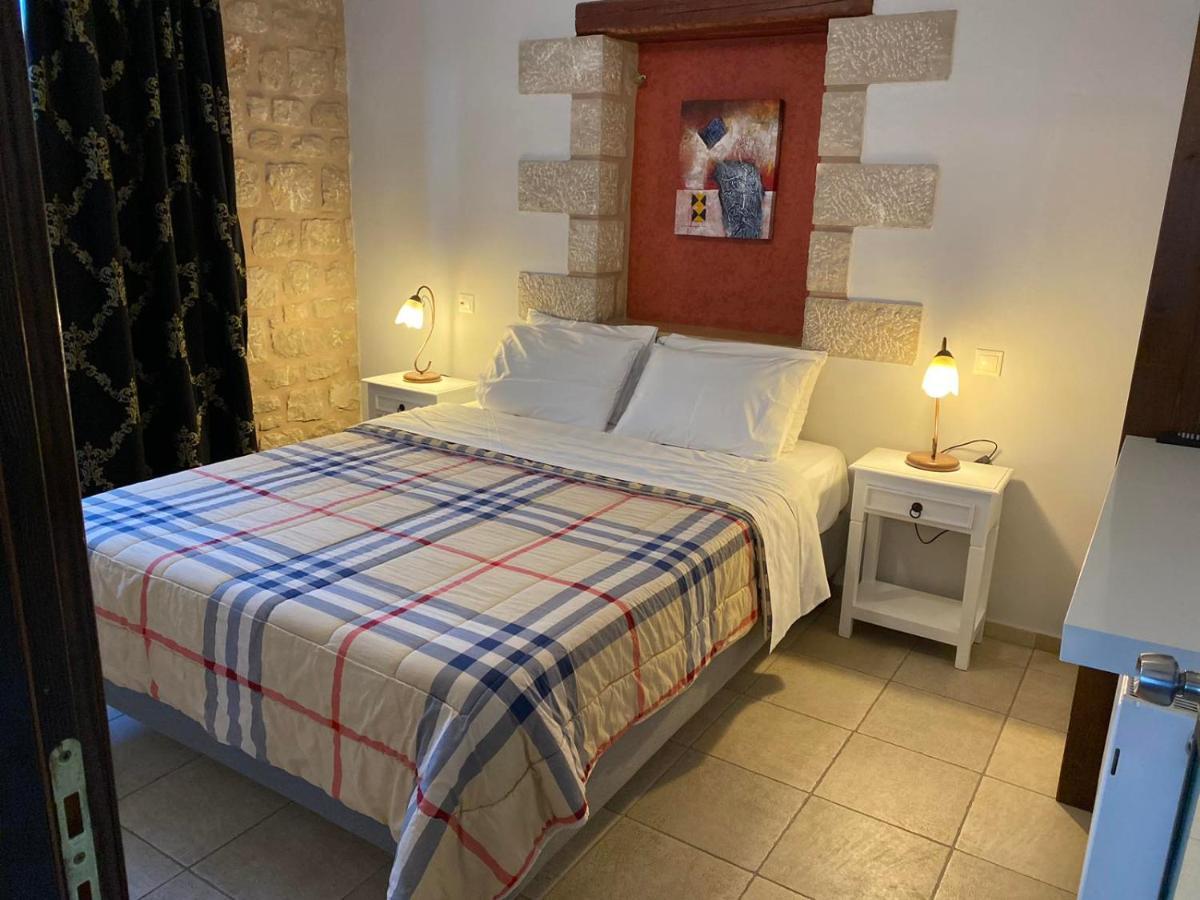 Myral Guesthouse Nafplio Exterior photo